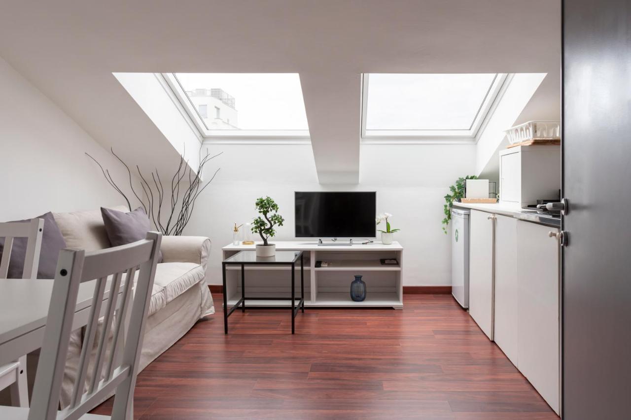 2 Bedroom 2 Bathroom Apt - Duomo 2 Milaan Buitenkant foto